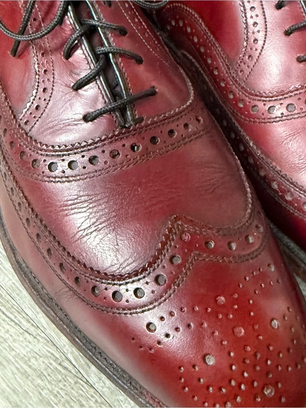 Vintage Allen Edmonds McAllister Burgundy Leather Wingtip Oxford Dress Shoes